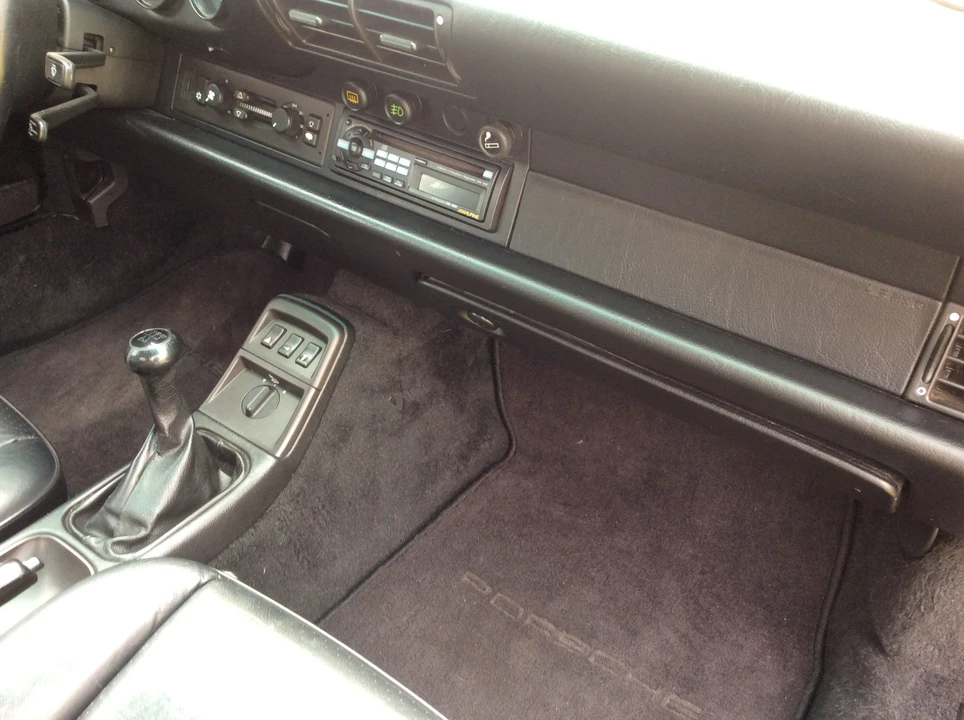 1990 Porsche 964 Carrera - Image 28 of 31