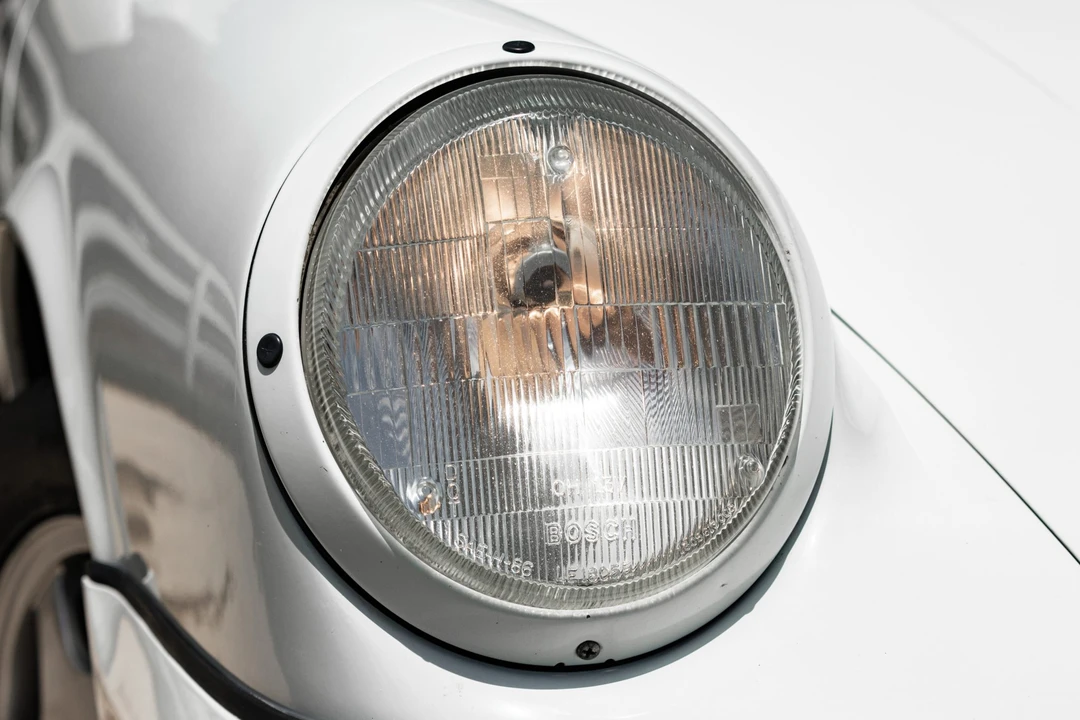 1990 Porsche 964 Carrera - Image 18 of 31