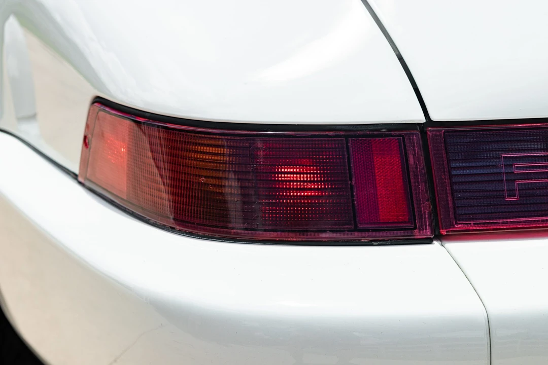 1990 Porsche 964 Carrera - Image 24 of 31
