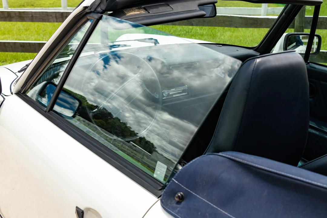 1990 Porsche 964 Carrera - Image 29 of 31