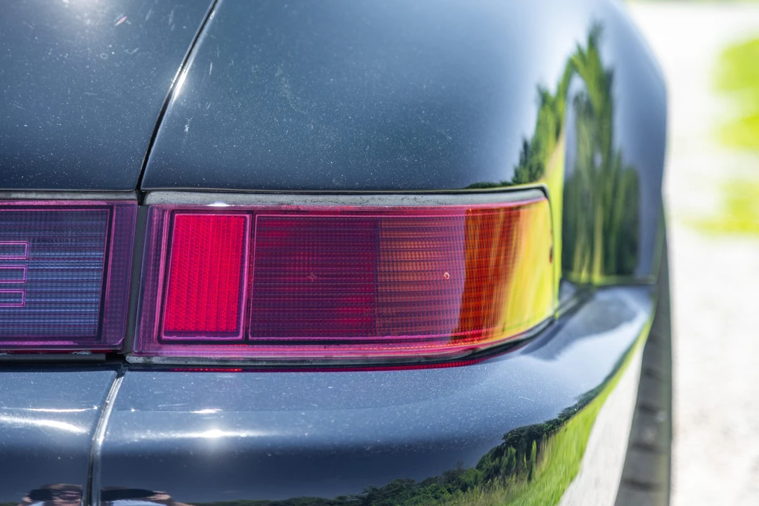 1990 Porsche 964 Carrera - Image 24 of 31