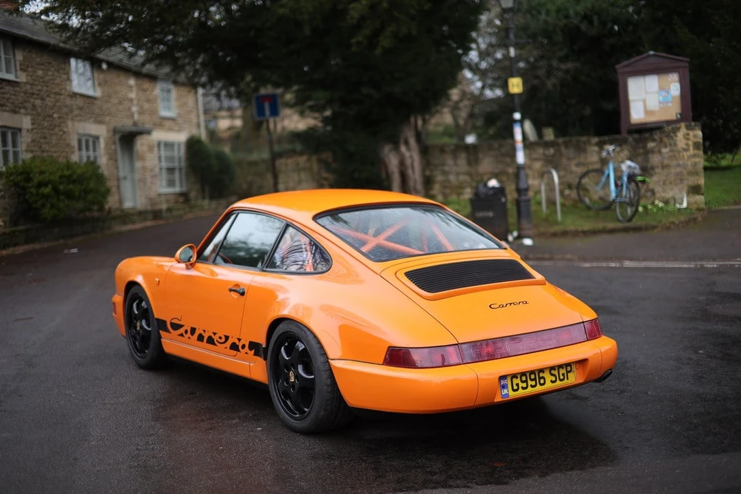 1990 Porsche 964 Carrera - Image 13 of 30