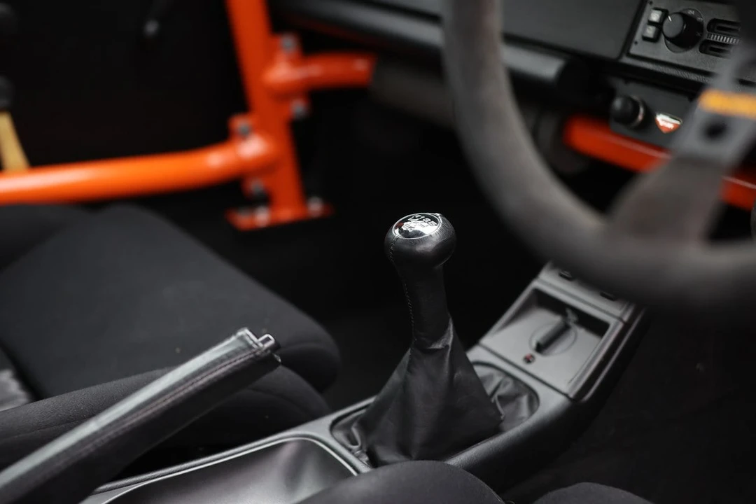 1990 Porsche 964 Carrera - Image 29 of 30