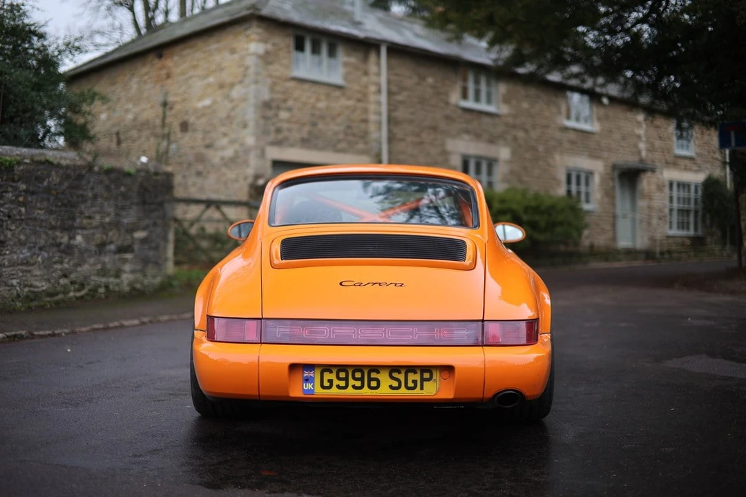 1990 Porsche 964 Carrera - Image 11 of 30