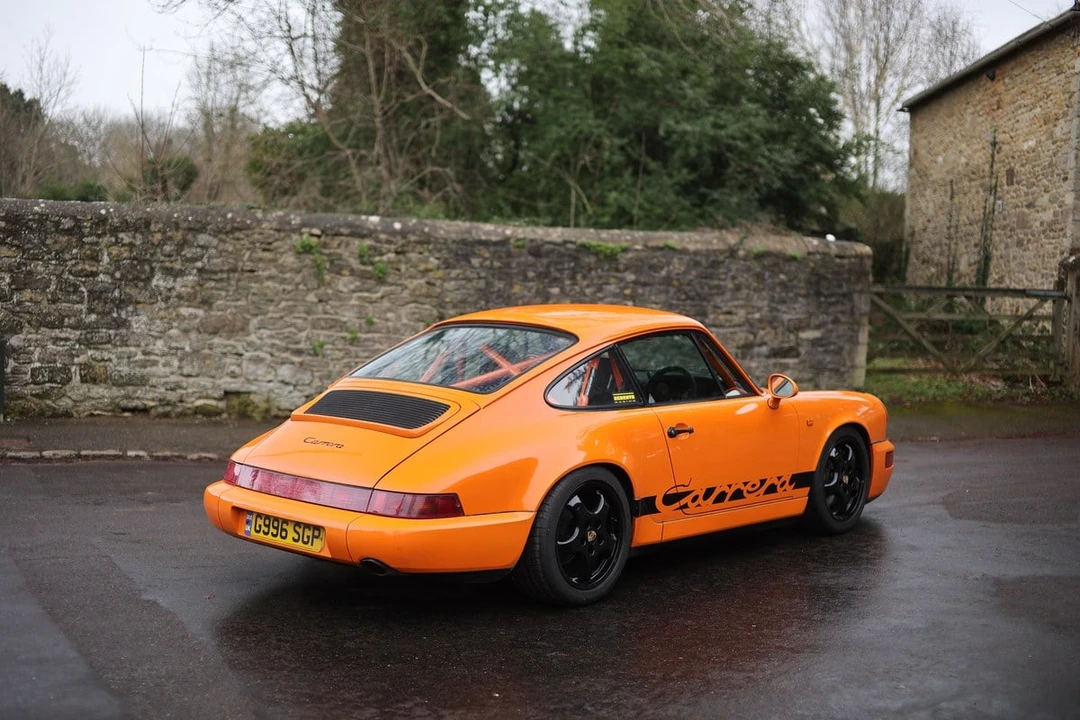 1990 Porsche 964 Carrera - Image 8 of 30