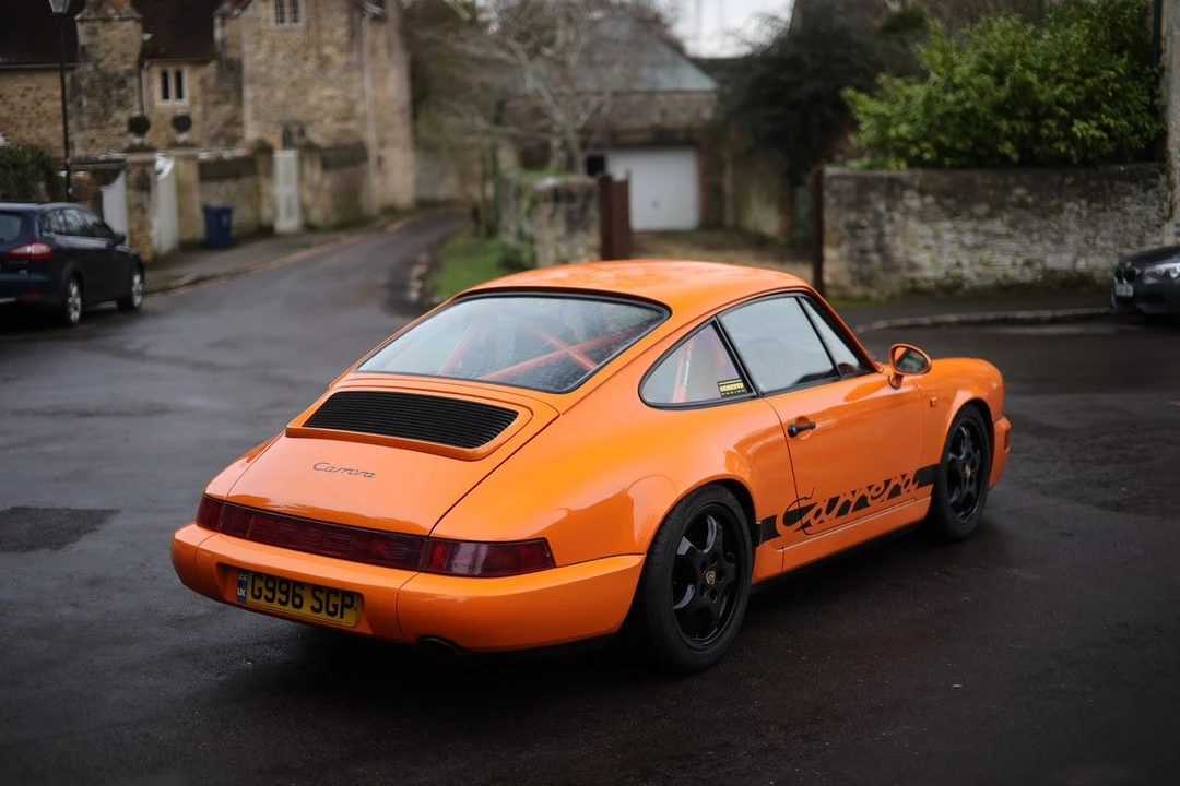 1990 Porsche 964 Carrera - Image 9 of 30