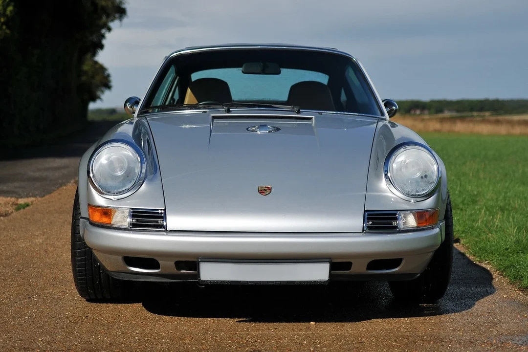 1990 Porsche 964 Carrera - Image 2 of 30