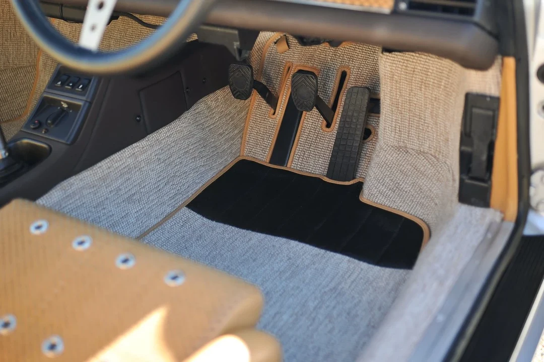 1990 Porsche 964 Carrera - Image 14 of 30