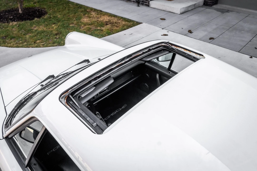 1990 Porsche 964 Carrera - Image 30 of 31
