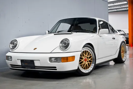 1990 Porsche 911 Carrera 2 Coupe