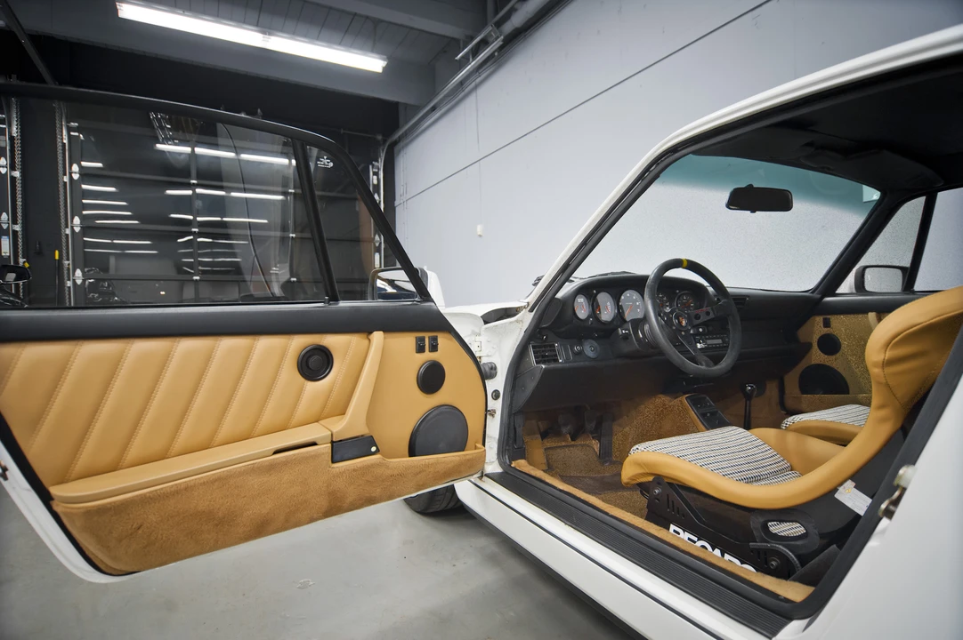 1990 Porsche 964 Carrera - Image 30 of 31