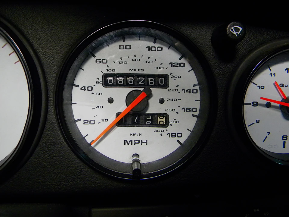 1990 Porsche 964 Carrera - Image 24 of 31