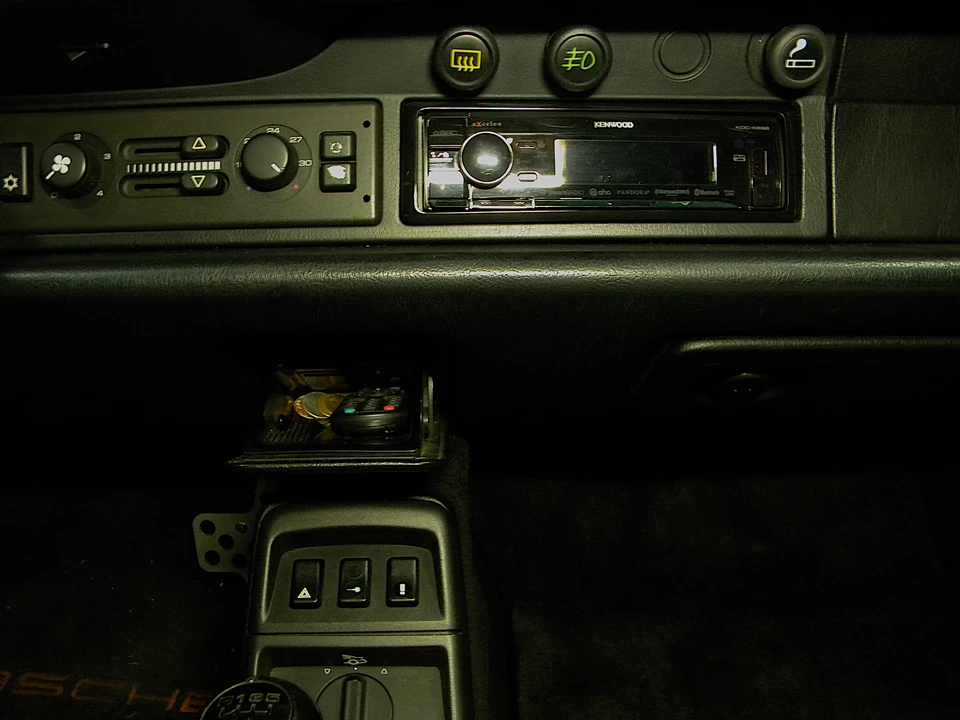 1990 Porsche 964 Carrera - Image 25 of 31