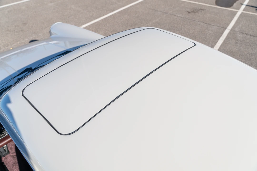1990 Porsche 964 Carrera - Image 29 of 31