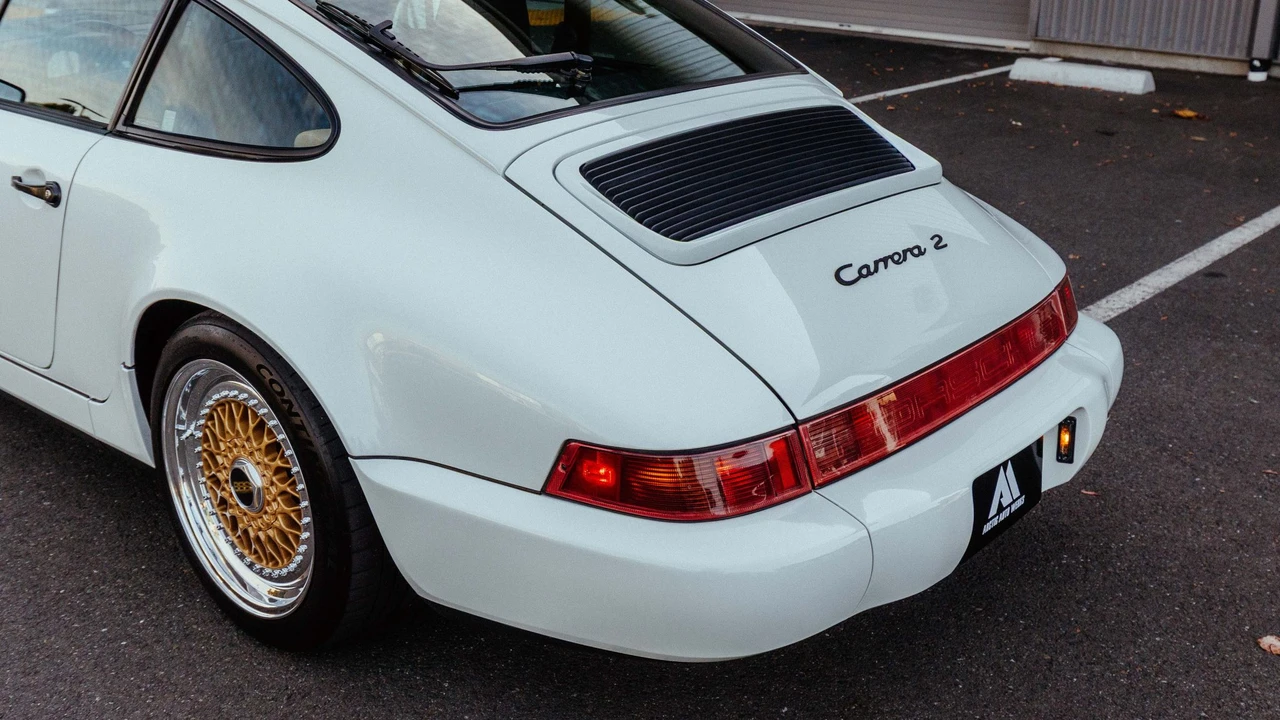 1990 Porsche 964 Carrera - Image 13 of 31