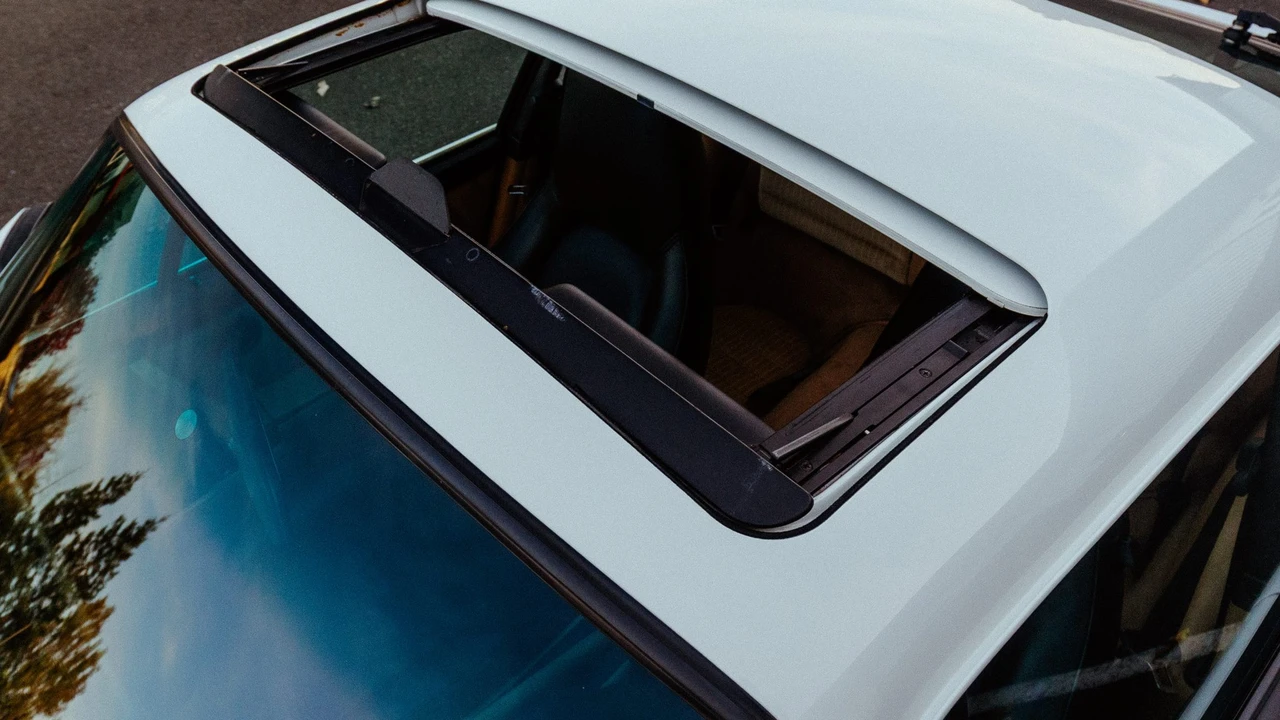 1990 Porsche 964 Carrera - Image 23 of 31