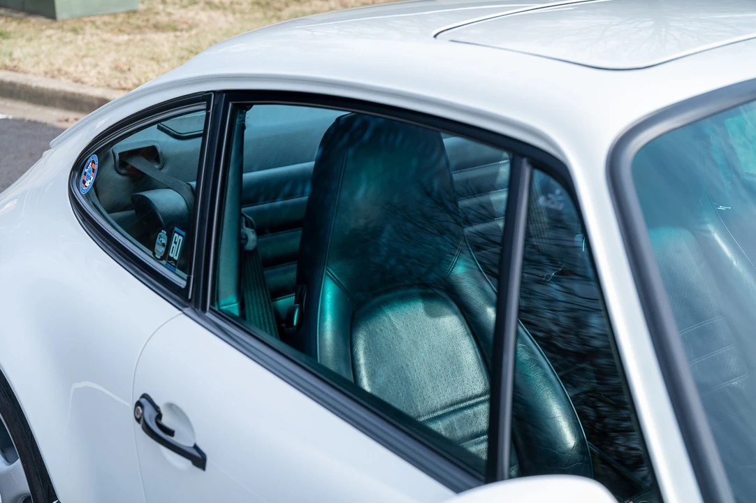 1990 Porsche 964 Carrera - Image 26 of 31