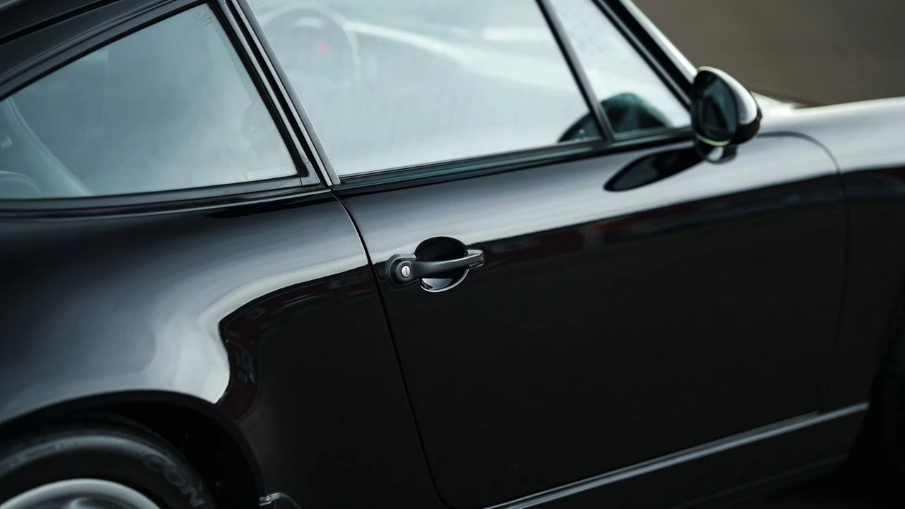1990 Porsche 964 Carrera - Image 30 of 31