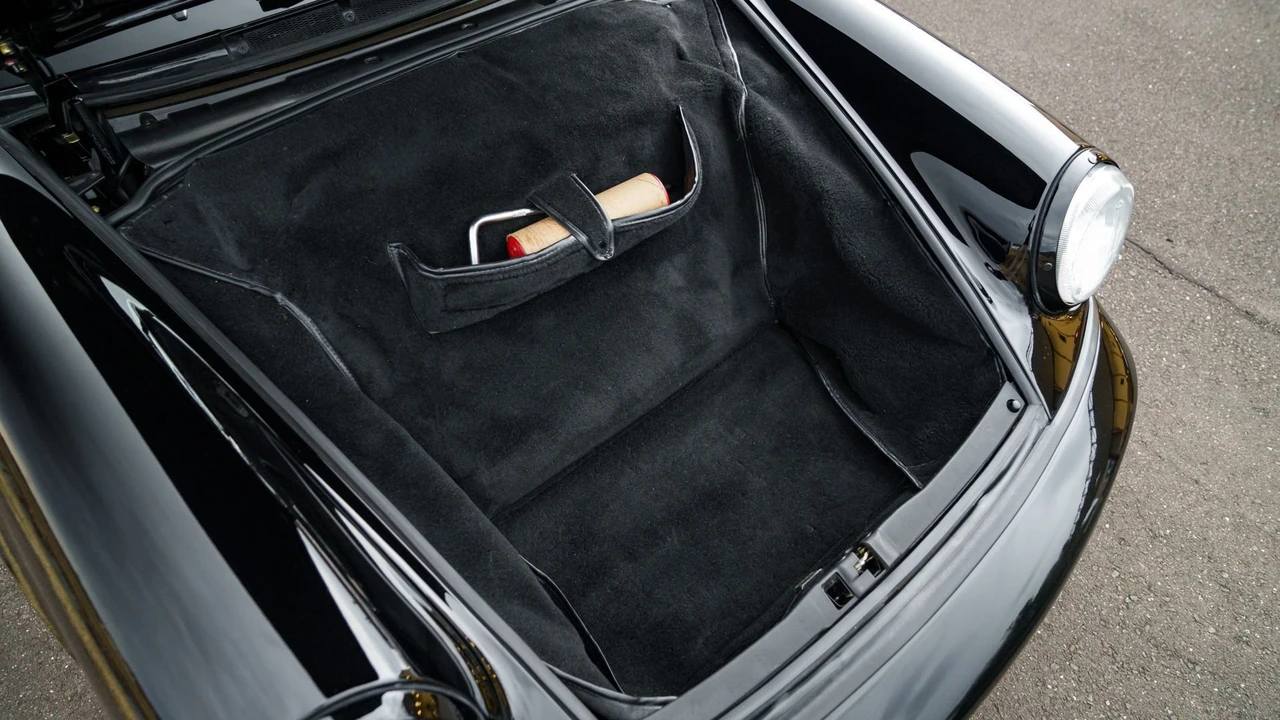 1990 Porsche 964 Carrera - Image 10 of 31