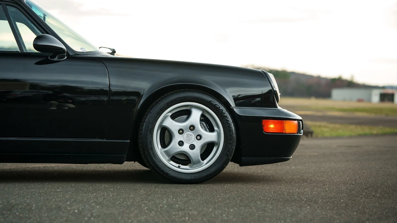 1990 Porsche 964 Carrera - Image 26 of 31