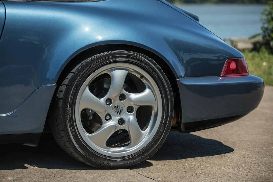1990 Porsche 964 Carrera - Image 17 of 31