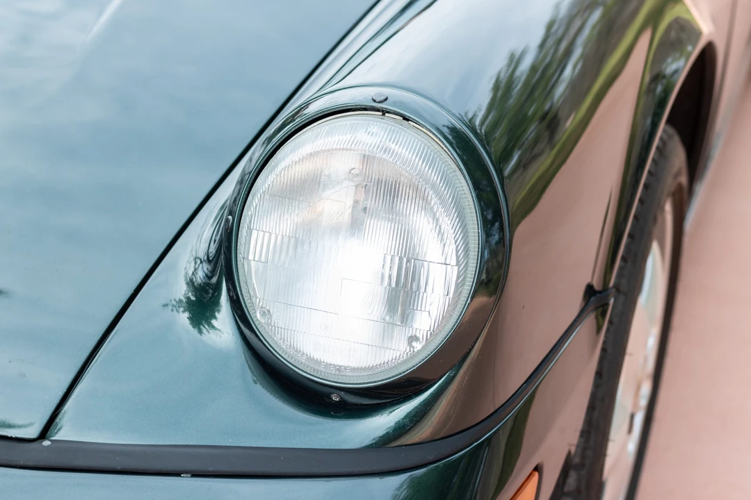 1990 Porsche 964 Carrera - Image 14 of 31