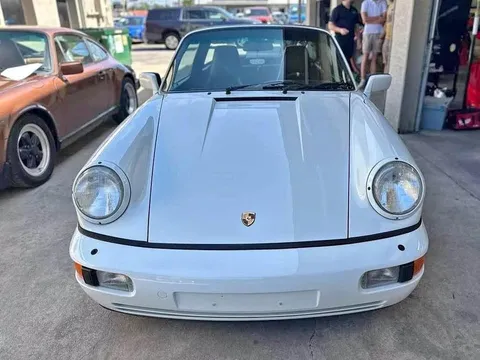 1990 Porsche 911 Carrera 2 Targa