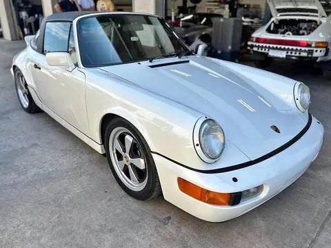 1990 Porsche 911 Carrera 2 Targa