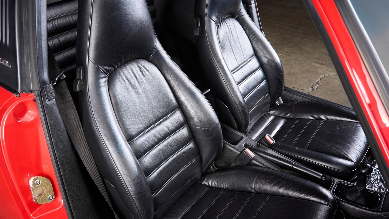 1990 Porsche 964 Carrera - Image 12 of 16