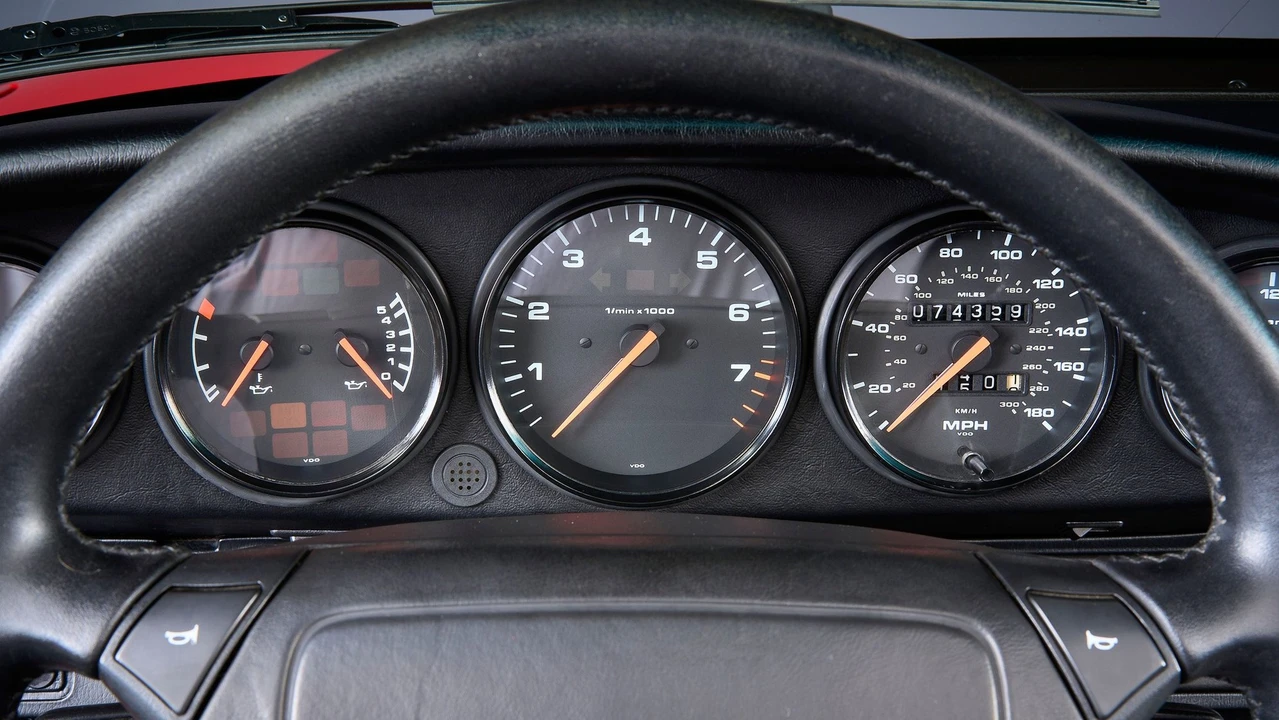 1990 Porsche 964 Carrera - Image 10 of 16