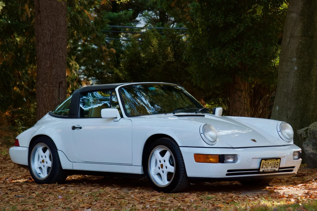 1990 Porsche 964 Carrera - Image 2 of 31