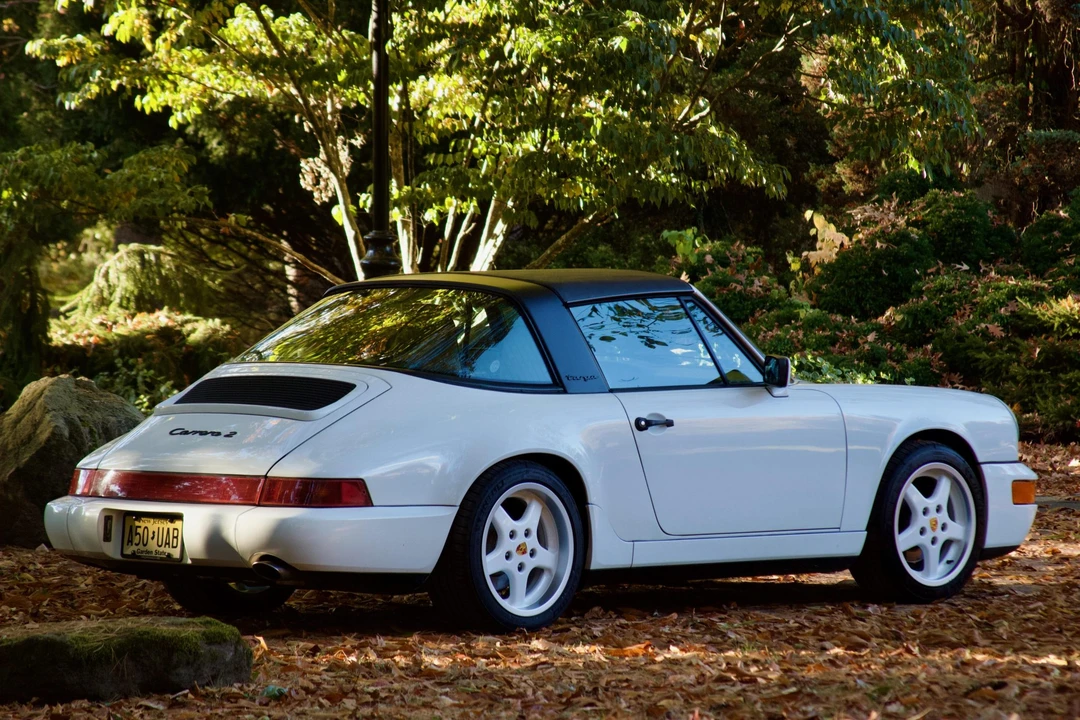 1990 Porsche 964 Carrera - Image 13 of 31