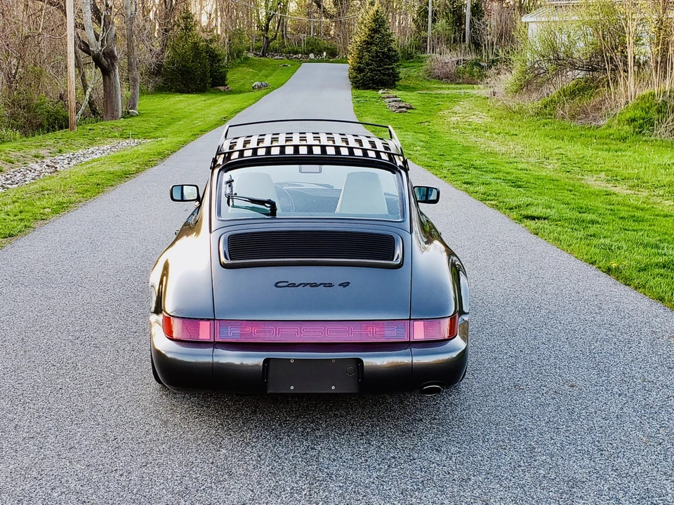 1990 Porsche 964 Carrera 4 - Image 14 of 31