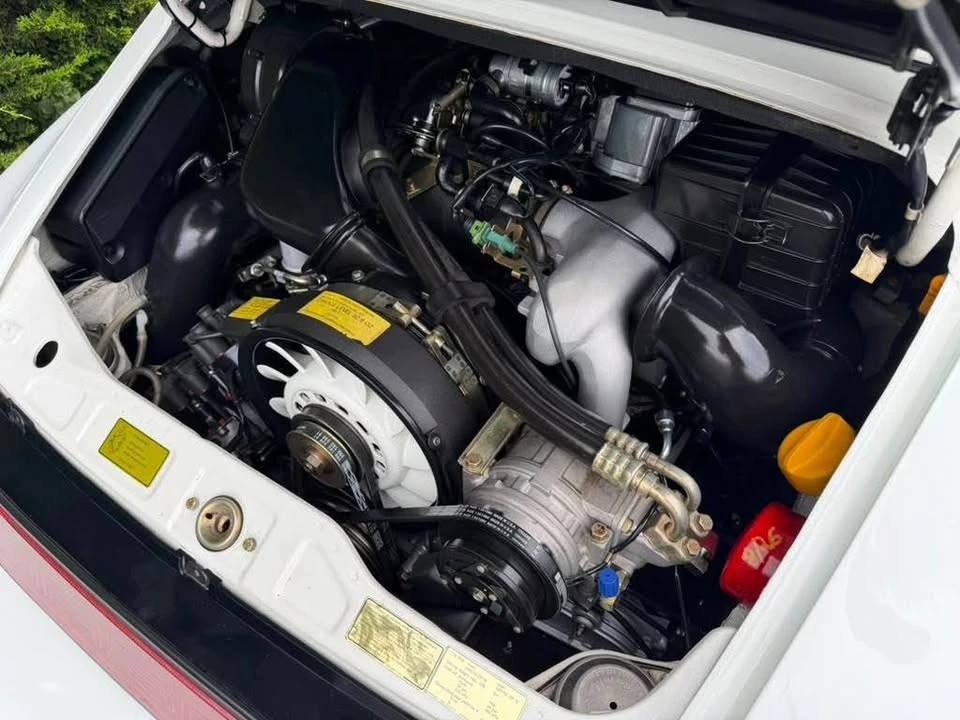 1990 Porsche 964 Carrera 4 - Image 16 of 20