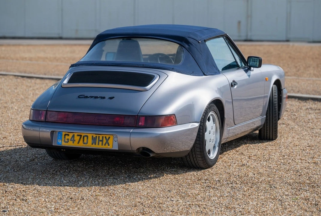 1990 Porsche 964 Carrera 4 - Image 8 of 30