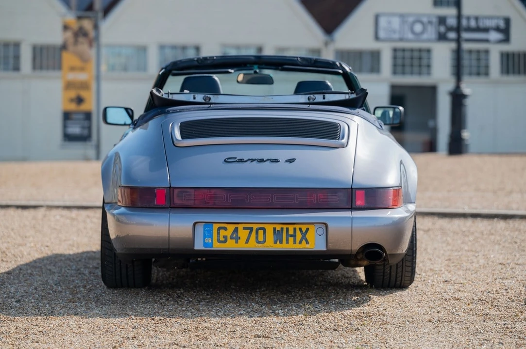 1990 Porsche 964 Carrera 4 - Image 18 of 30