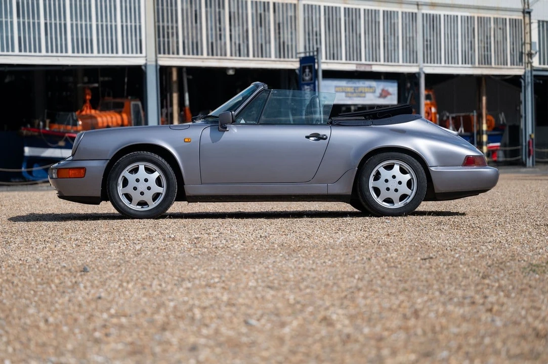 1990 Porsche 964 Carrera 4 - Image 21 of 30