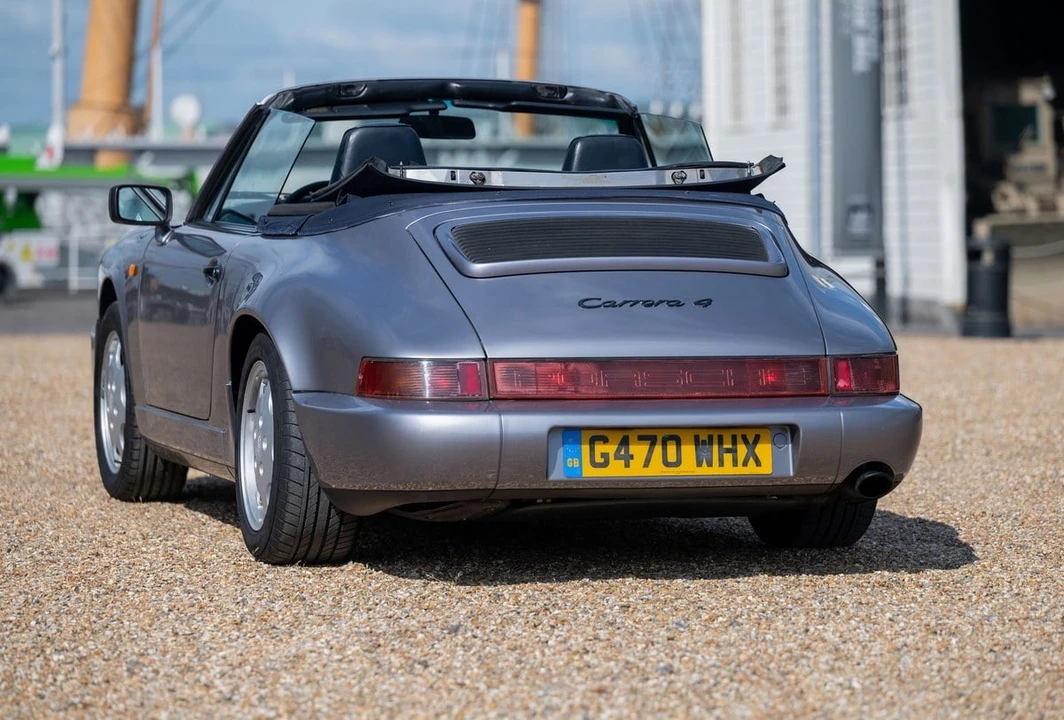 1990 Porsche 964 Carrera 4 - Image 19 of 30