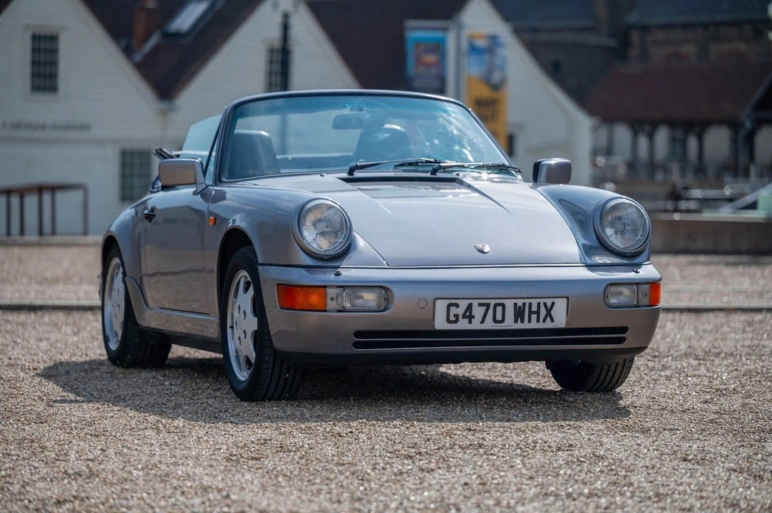 1990 Porsche 964 Carrera 4 - Image 25 of 30