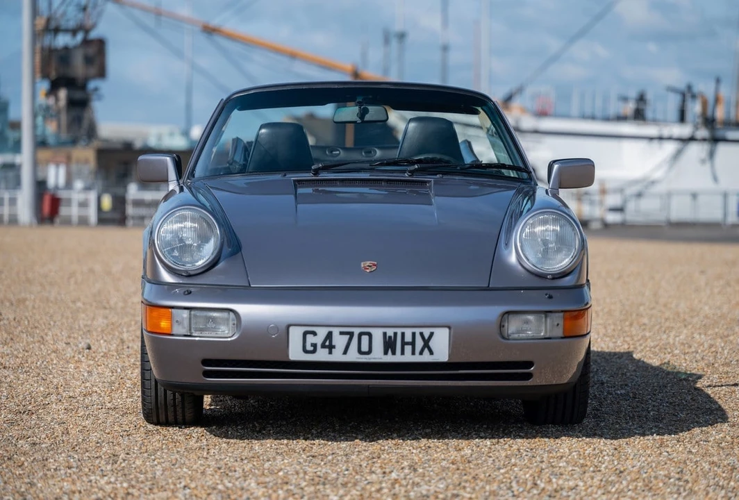 1990 Porsche 964 Carrera 4 - Image 11 of 30