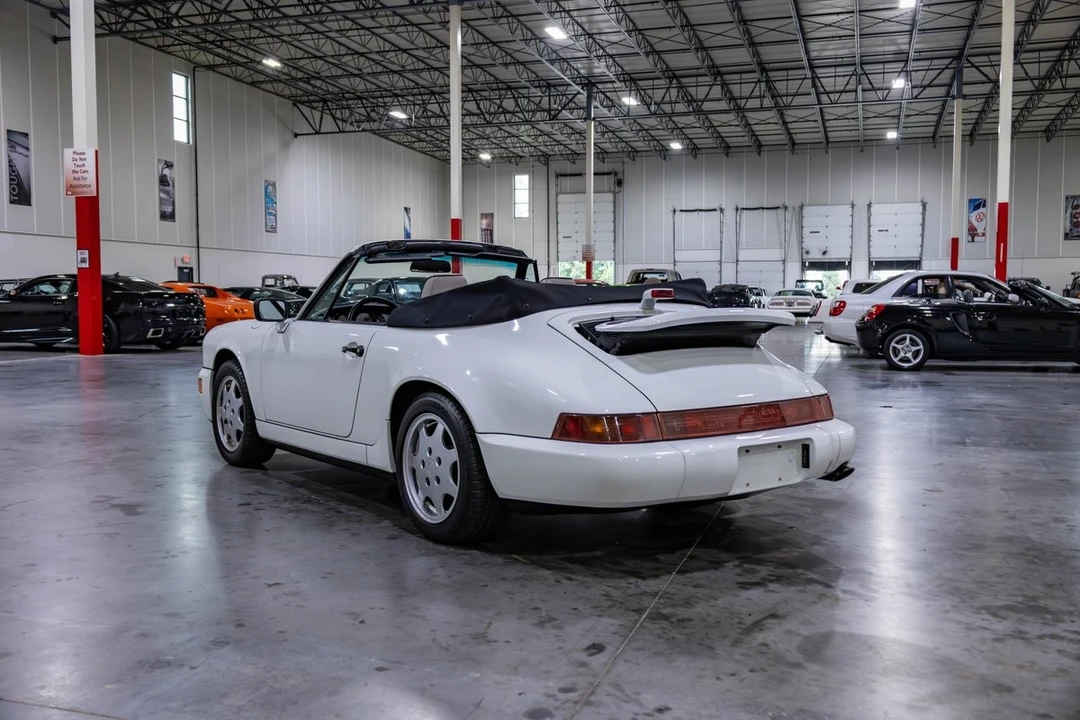 1990 Porsche 964 Carrera 4 - Image 4 of 31