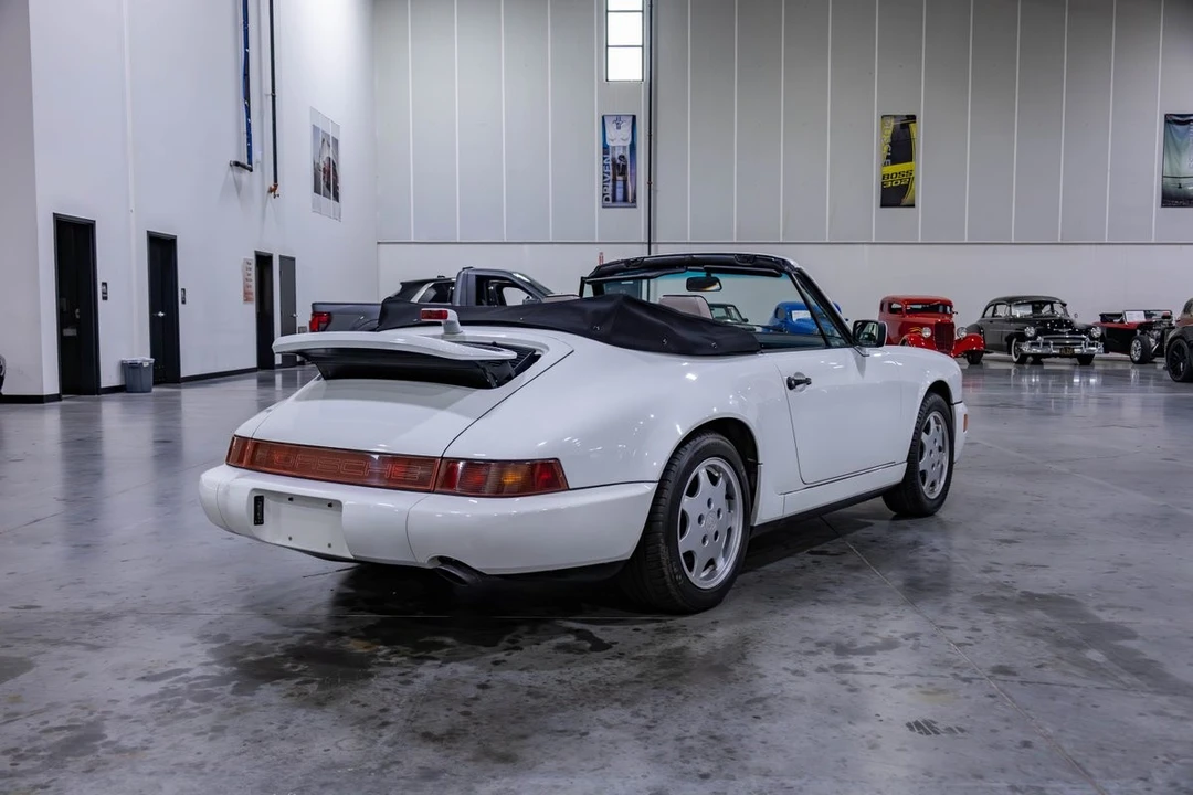 1990 Porsche 964 Carrera 4 - Image 6 of 31