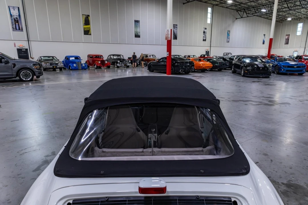 1990 Porsche 964 Carrera 4 - Image 28 of 31