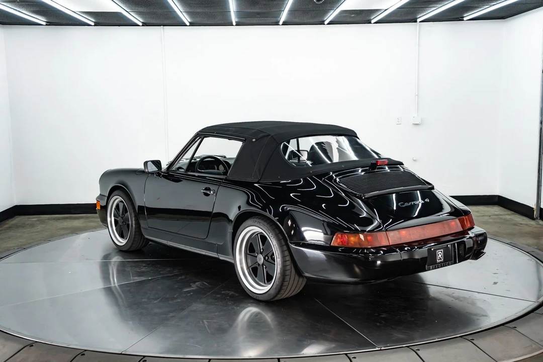 1990 Porsche 964 Carrera 4 - Image 4 of 31