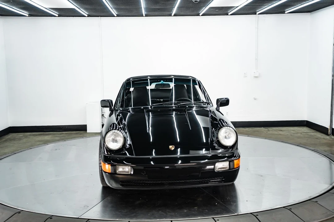 1990 Porsche 964 Carrera 4 - Image 9 of 31