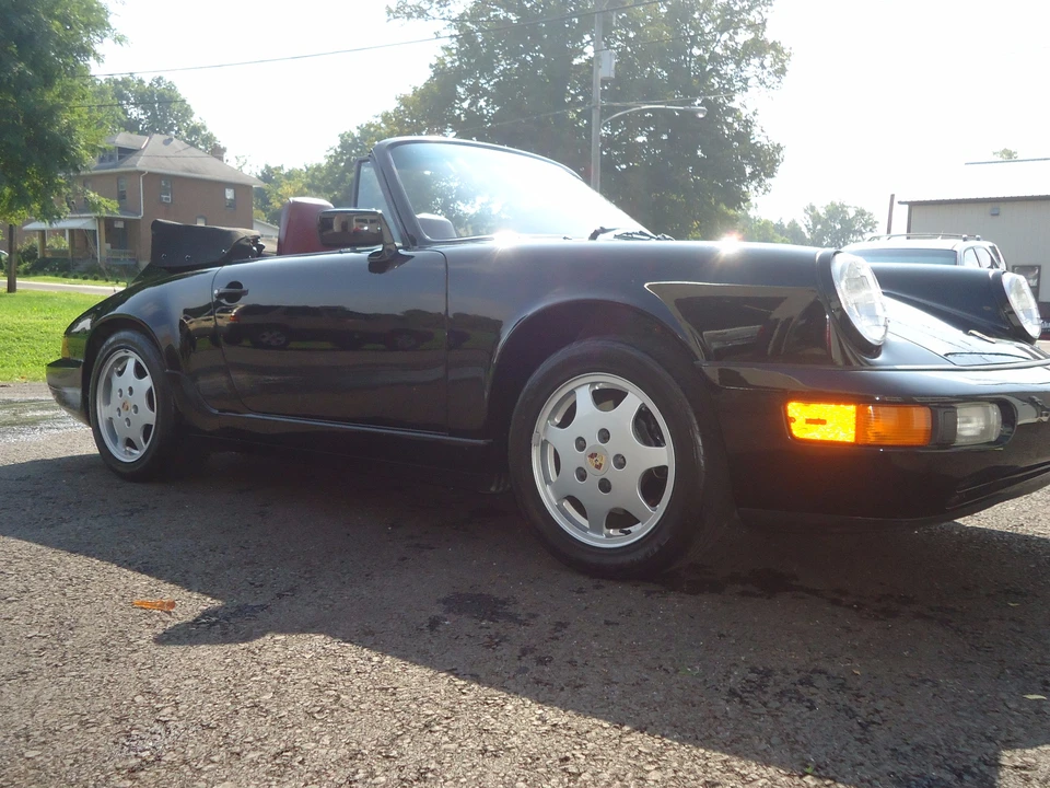 1990 Porsche 964 Carrera 4 - Image 24 of 31