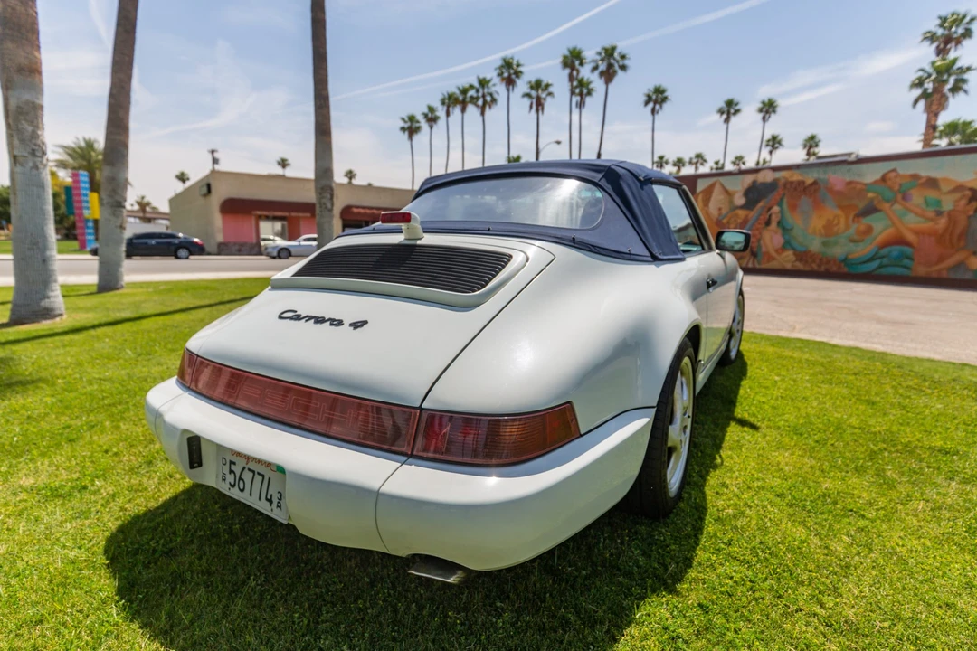 1990 Porsche 964 Carrera 4 - Image 16 of 31