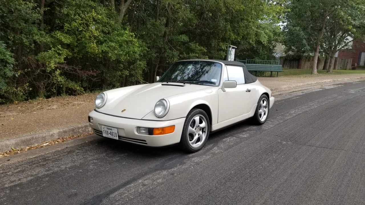 1990 Porsche 964 Carrera 4 - Image 2 of 31