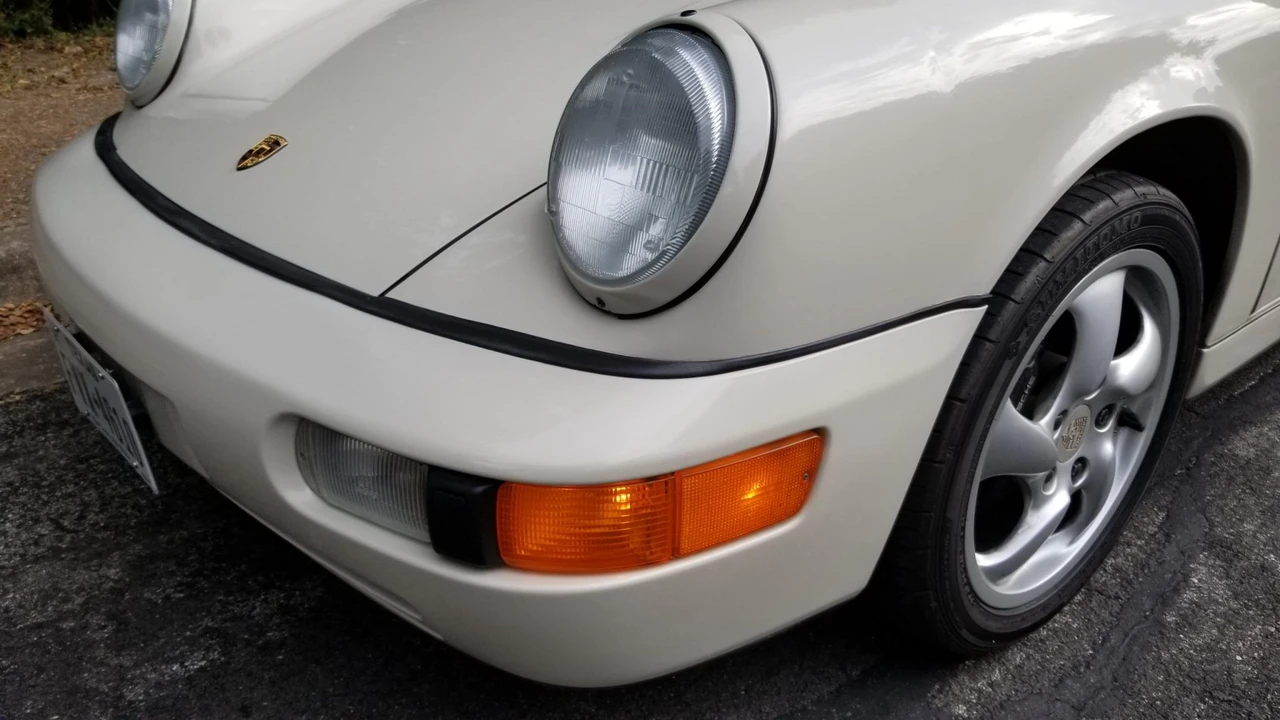 1990 Porsche 964 Carrera 4 - Image 27 of 31