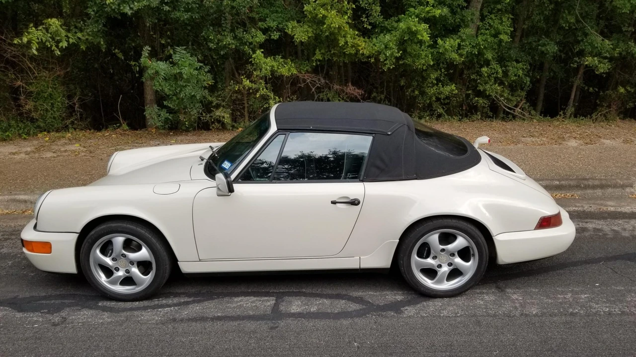 1990 Porsche 964 Carrera 4 - Image 10 of 31